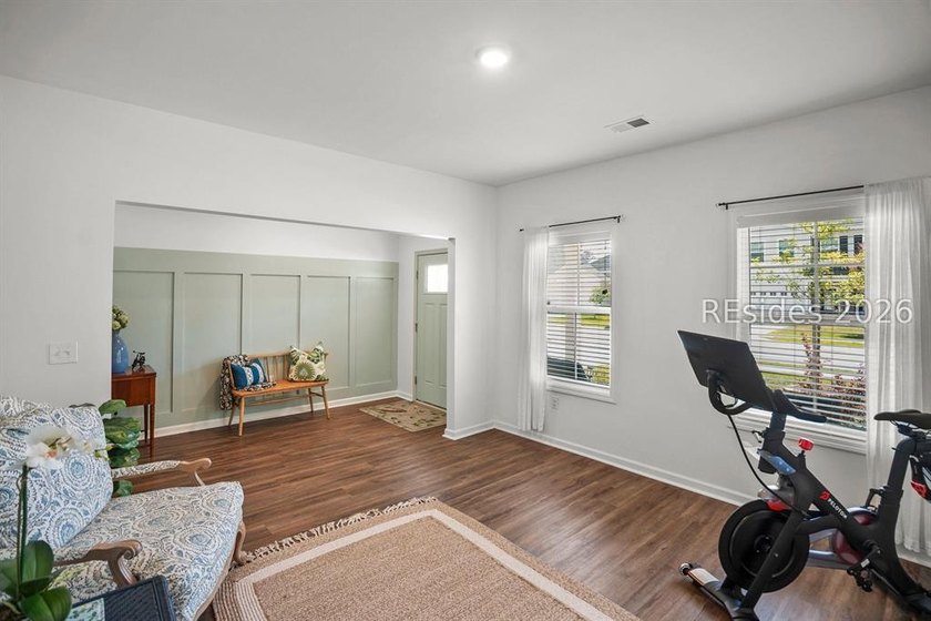 Welcome to 25 Chinquapin! A beautifully maintained home offering - photo 7