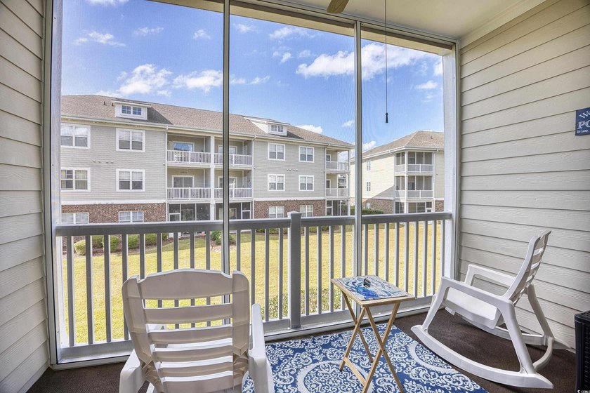 Breezy Carolina Living Step onto your private screened balcony - photo 21