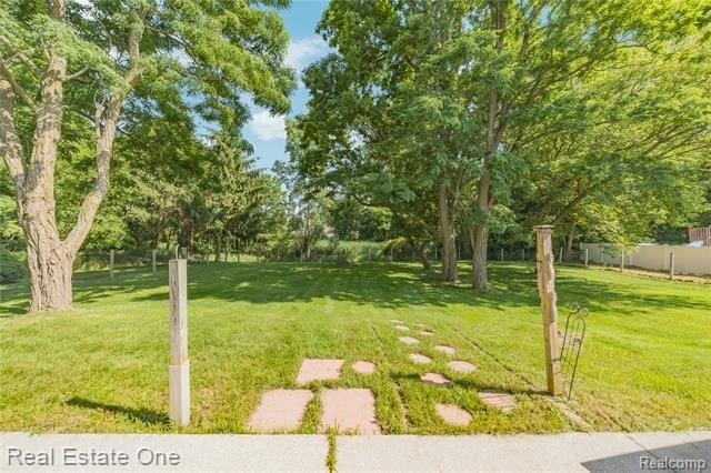 **OPEN HOUSE CANCELLED SUNDAY(7/12) 12 PM TO 2 PM** Welcome to - photo 38