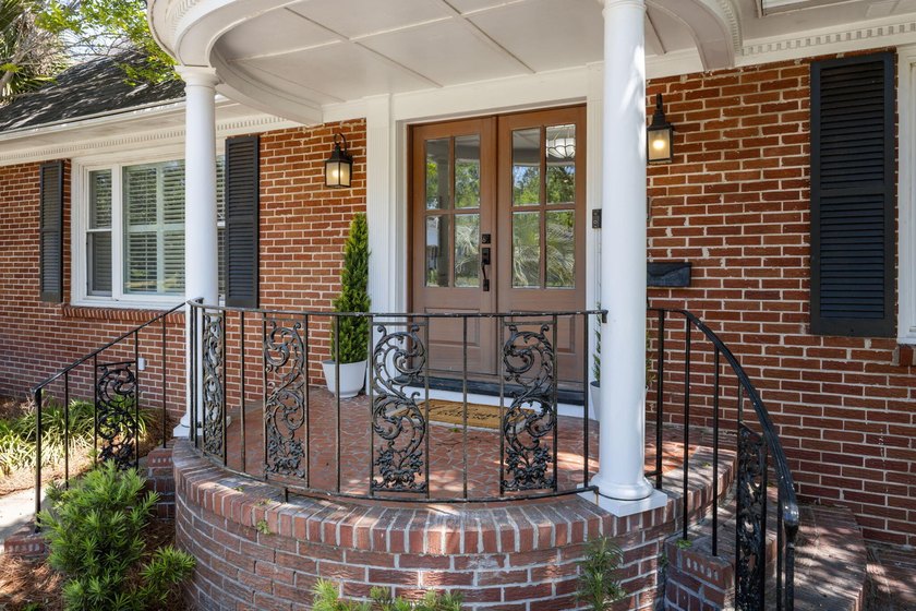 Rare opportunity to own a private, multi-generational estate - photo 5