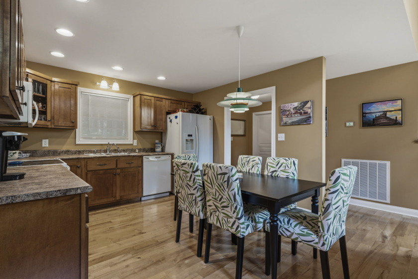 Waterfront!! Amazing Lake Views!!  Dock!! - photo 17