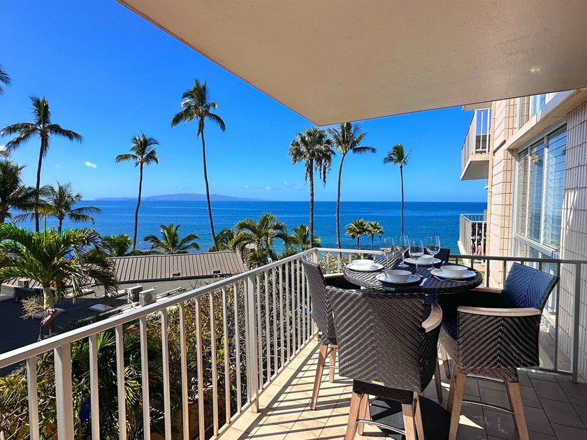 Rarely does a two bedroom condominium on Maui's South Shore - photo 4