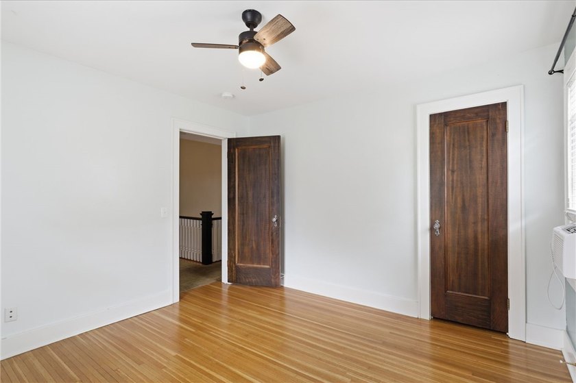 Picture-perfect Colonial in the highly sought-after Browncroft - photo 20