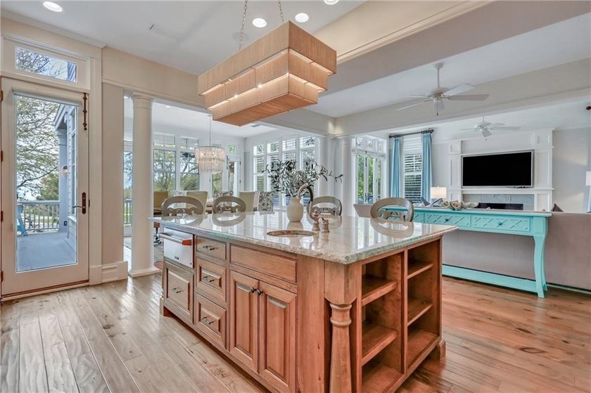 Discover an extraordinary oceanfront retreat on East - photo 43
