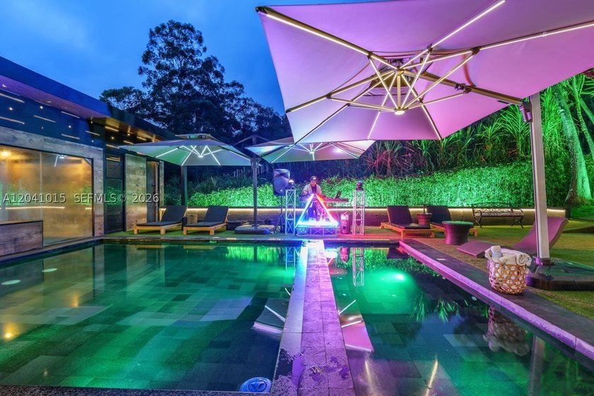 SELARA LAGO OASIS, Luxury Lakefront Estate/Guatape/El Penol - photo 20