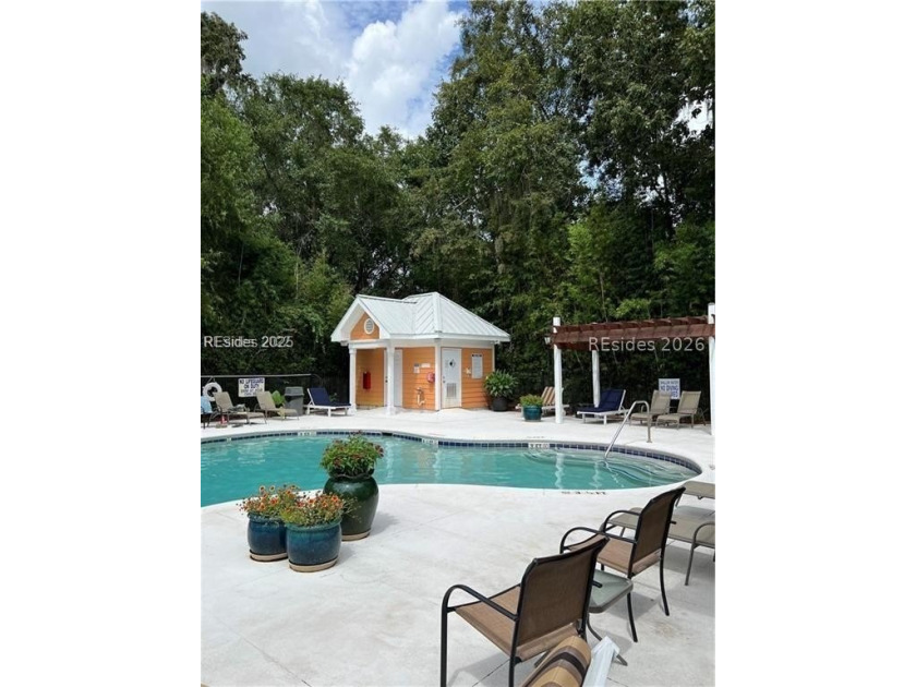 Enjoy effortless Lowcountry living in this beautifully updated - photo 32