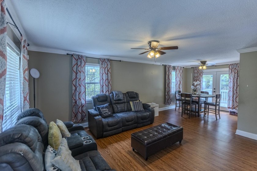 Welcome to peaceful country living in Pineville, where you can - photo 4