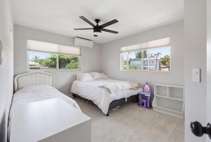 Located in the highly desirable neighborhood of Maui Meadows - photo 10