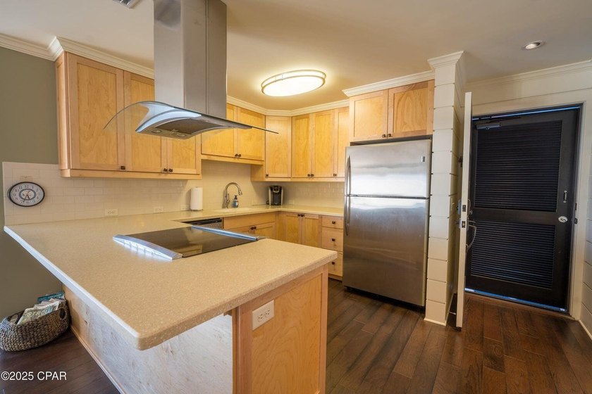 This completely renovated Bayview Villa is located in Bay Point - photo 12