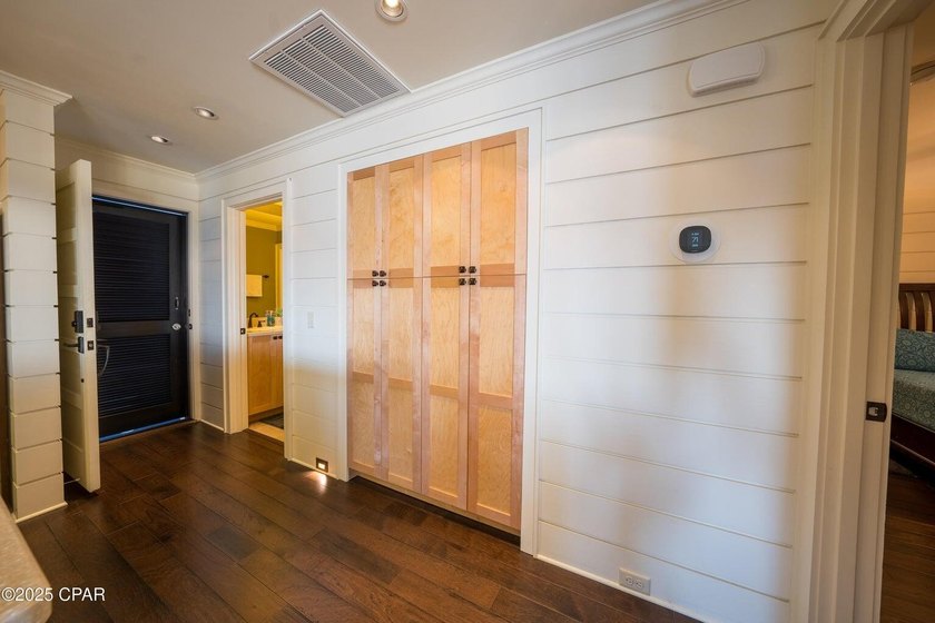 This completely renovated Bayview Villa is located in Bay Point - photo 15