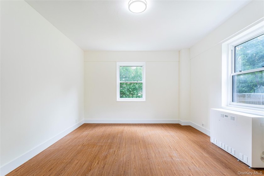 Magnificently renovated 2-bedroom apartment with stainless steel - photo 33