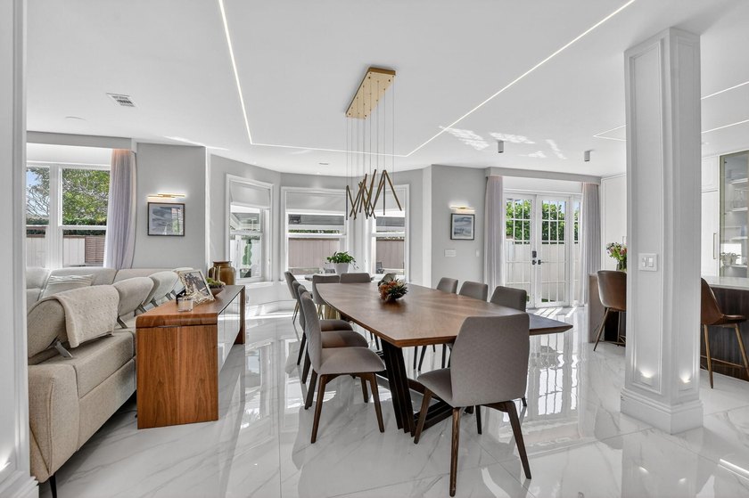 ***PRICE REDUCED FOR QUICK SALE, BRING ALL OFFERS *** Welcome to - photo 14