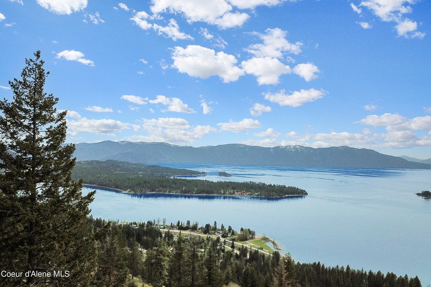 Last lot available!! ABOVE IT ALL! This absolutely stunning - photo 6