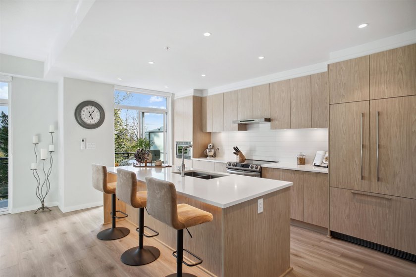 Perched atop the ridge in Squamish's premier community, Highline - photo 11