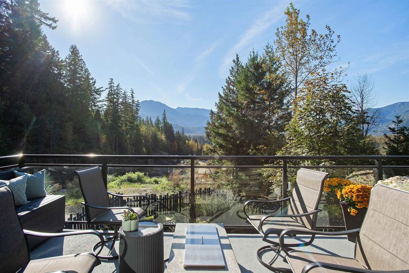 Perched atop the ridge in Squamish's premier community, Highline - photo 15
