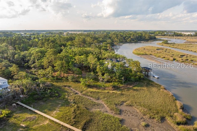 Enjoy waterfront living with a private dock opportunity mere - photo 20
