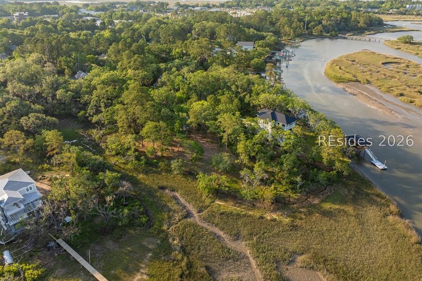 Enjoy waterfront living with a private dock opportunity mere - photo 21