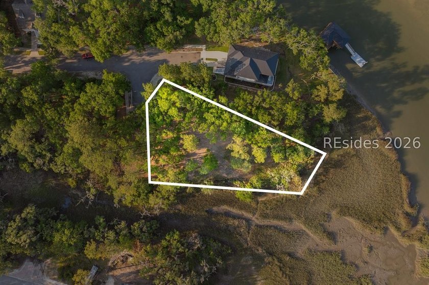 Enjoy waterfront living with a private dock opportunity mere - photo 24