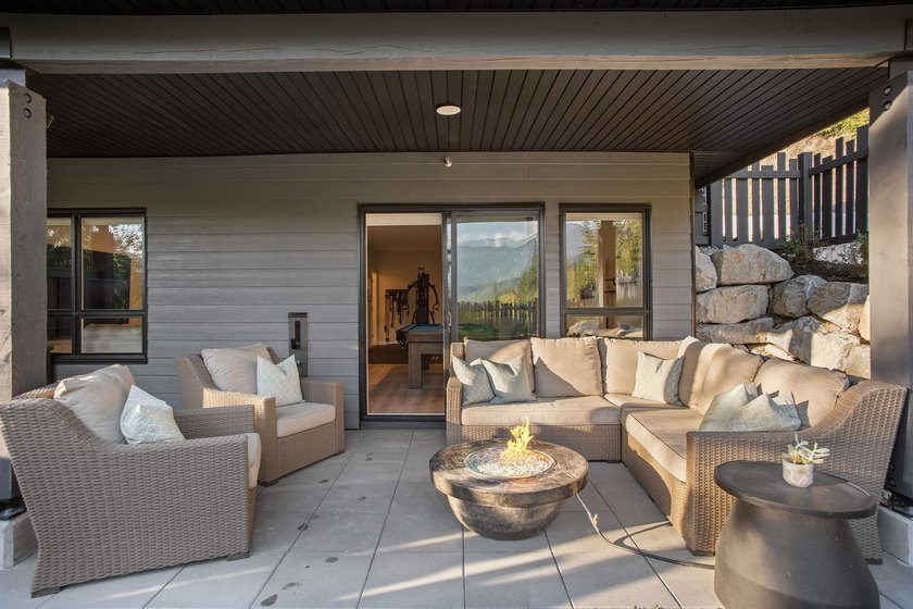 Perched atop the ridge in Squamish's premier community, Highline - photo 32