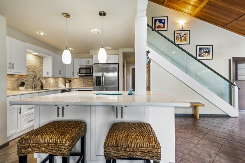 Discover the perfect blend of space, comfort, and island living - photo 3