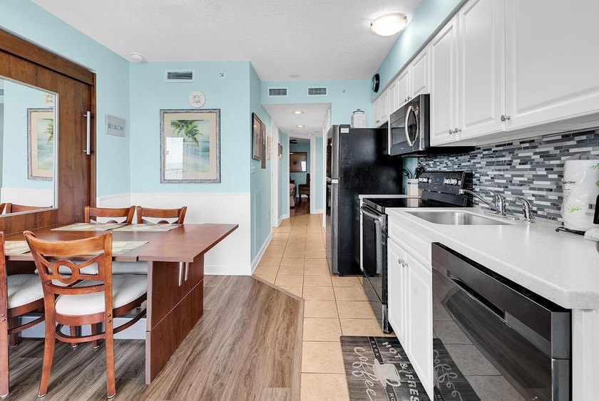 True one-bedroom, direct oceanfront condo with incredible views! - photo 17