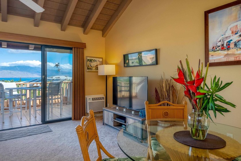 Perched at the top of Maui Kamaole affords this condo a very - photo 5