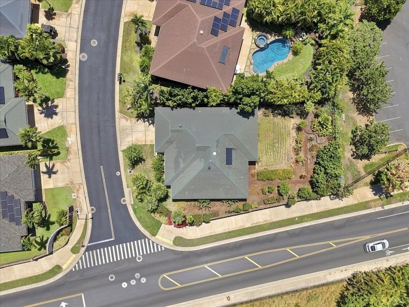 Prestigious Moana Estates Single-Level Gem. This beautifully - photo 6