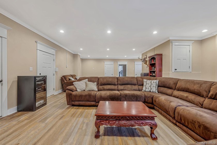 Welcome to Paradise Point living at its finest! This impressive - photo 43