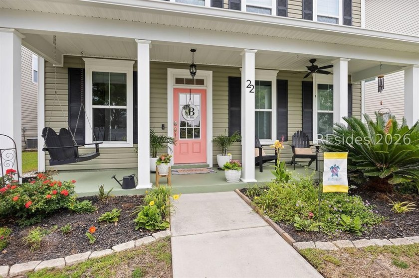 Bring your golf cart and settle into one of Bluffton's most - photo 3