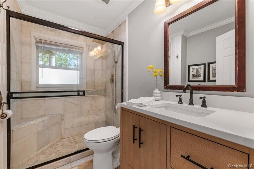 Welcome to 8 Walnut, a beautifully maintained 5-bedroom - photo 15