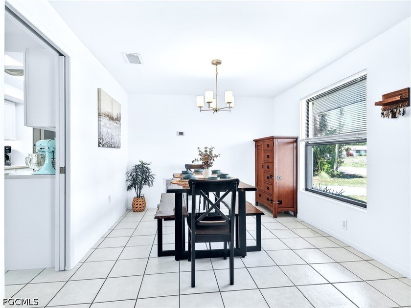 This charming 2-bedroom, 2-bathroom, 1-car garage home is - photo 12