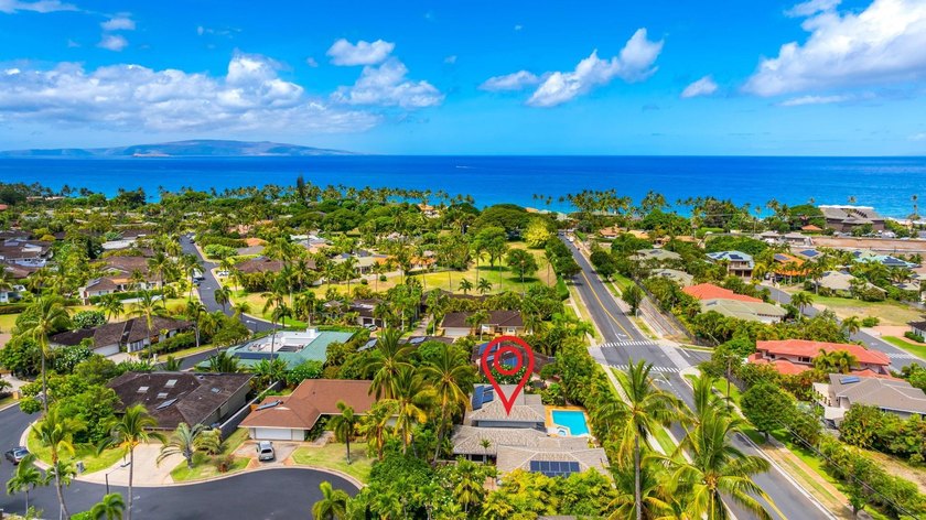 Welcome to 139 Waaula St, a stunning single-family home in the - photo 3