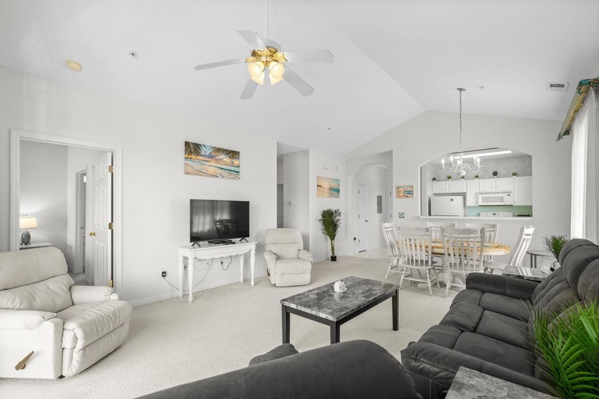 Beautifully maintained condo located in the highly sought-after - photo 5