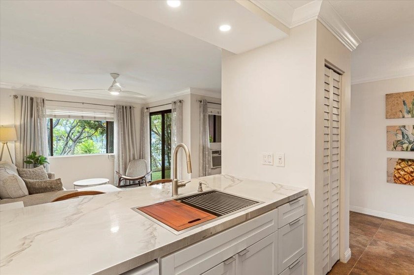 Welcome to Koa Kai 2B, a beautifully remodeled and tastefully - photo 6