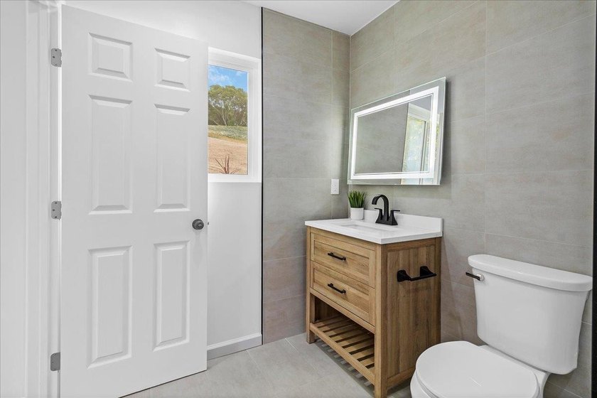 Welcome to this fully remodeled gem in Prunedale! This charming - photo 33