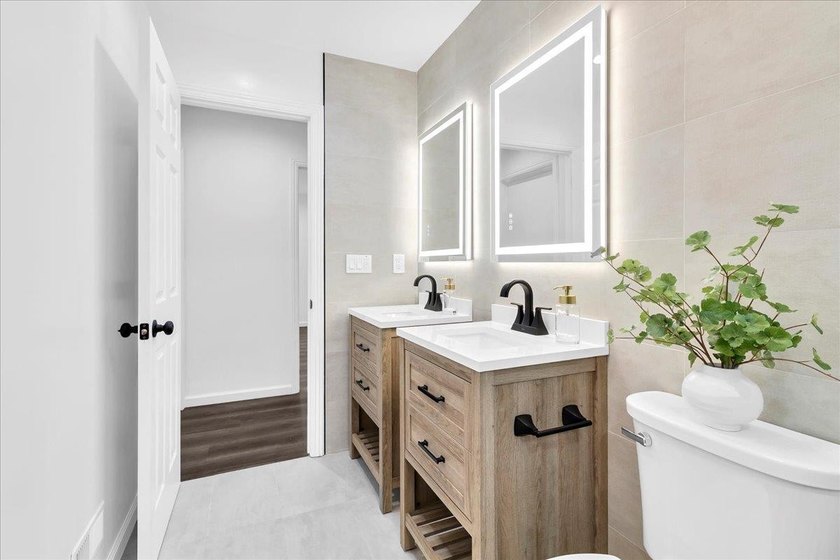 Welcome to this fully remodeled gem in Prunedale! This charming - photo 35