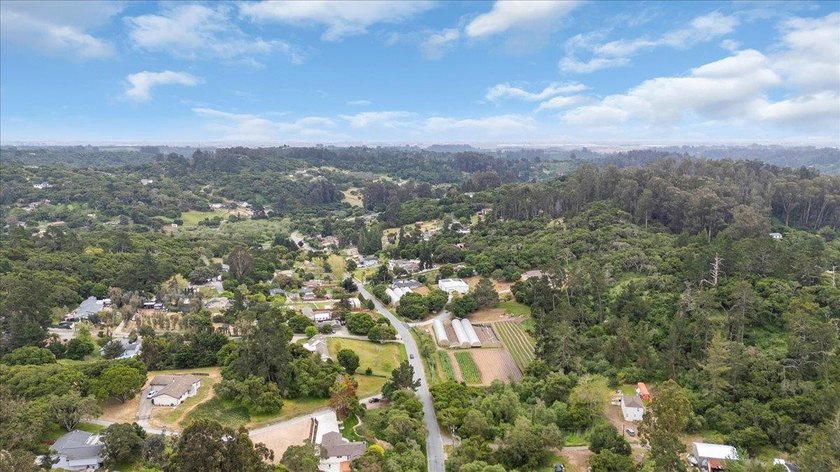 Welcome to this fully remodeled gem in Prunedale! This charming - photo 45