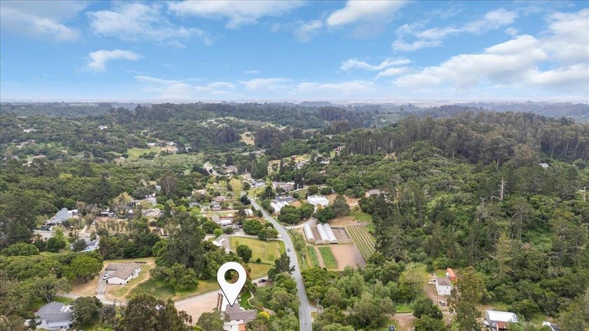 Welcome to this fully remodeled gem in Prunedale! This charming - photo 47