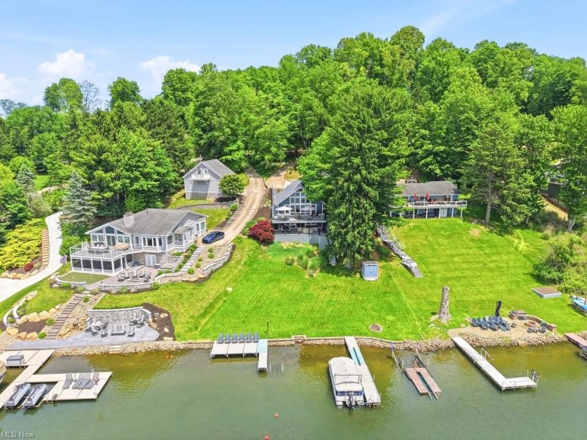 Beautiful Lake Front Home at Lake Mohawk! - photo 25