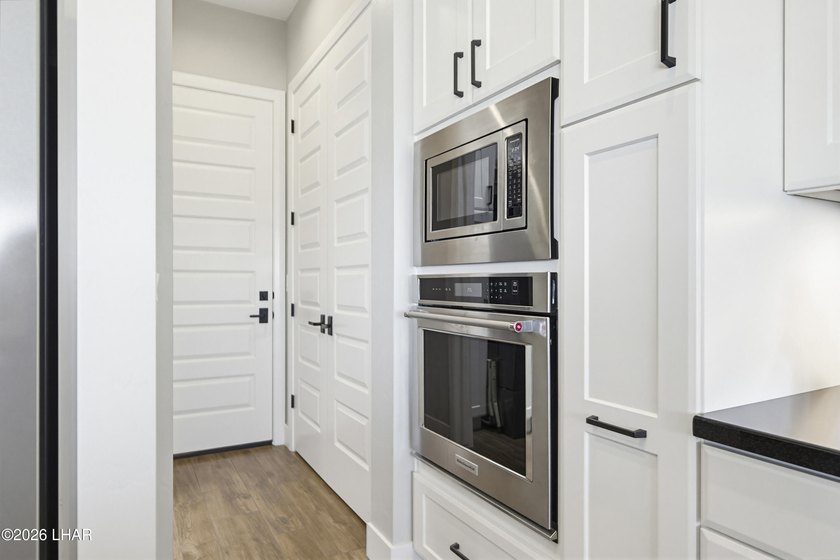 Located in the desirable Foothills Arroyos of Lake Havasu City - photo 24