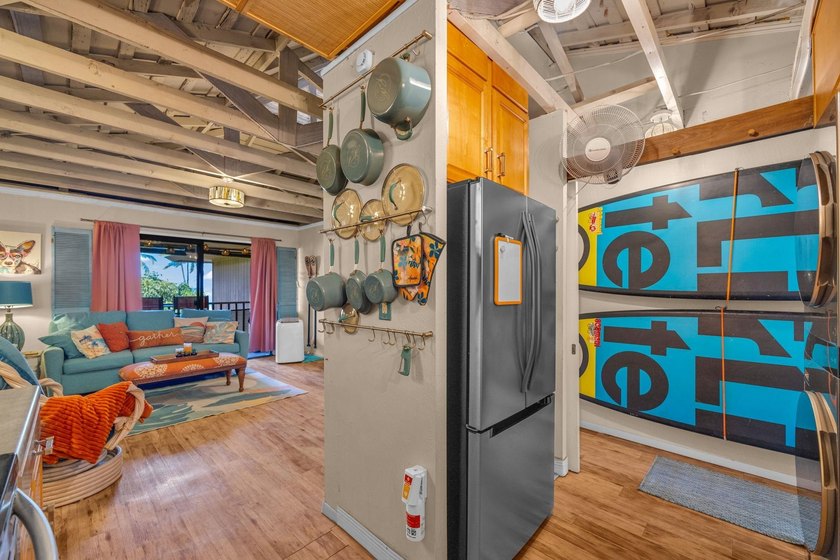 Forget the car. Grab the paddleboard. Welcome to your own little - photo 8
