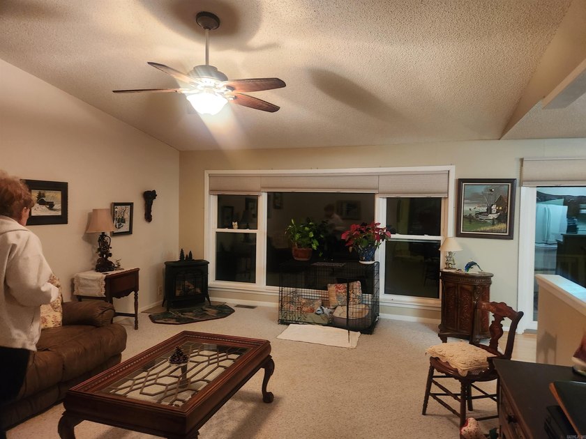 Welcome home to this three bedroom one and half bath home - photo 3