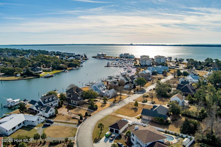 Price Improvement! BOATER'S DREAM meets easy coastal living in - photo 50