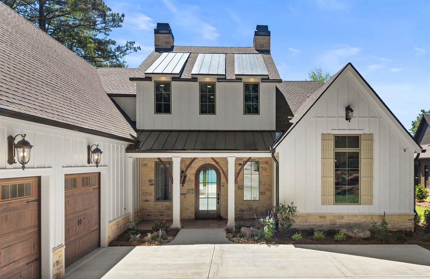Welcome to The Overlook House, a remarkable waterfront retreat - photo 23
