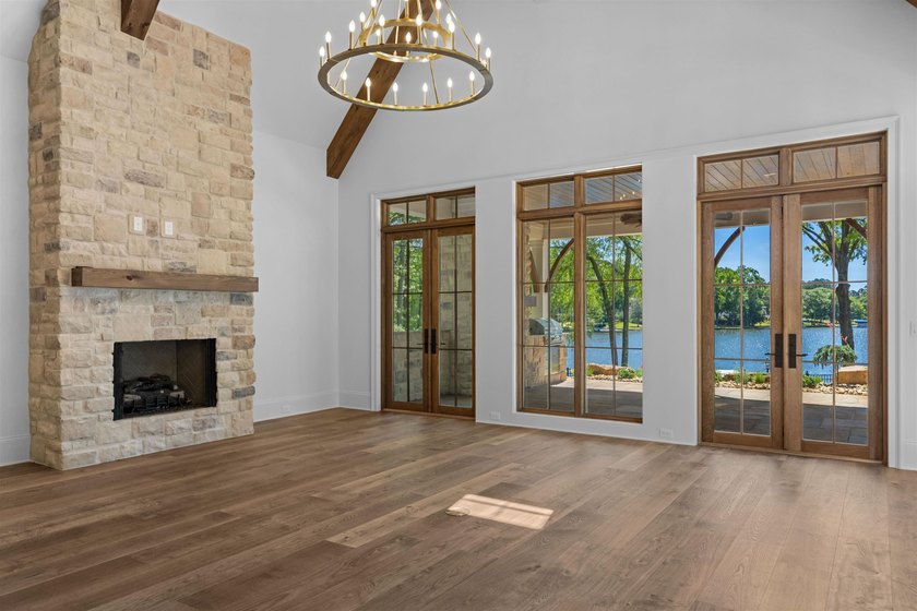 Welcome to The Overlook House, a remarkable waterfront retreat - photo 37