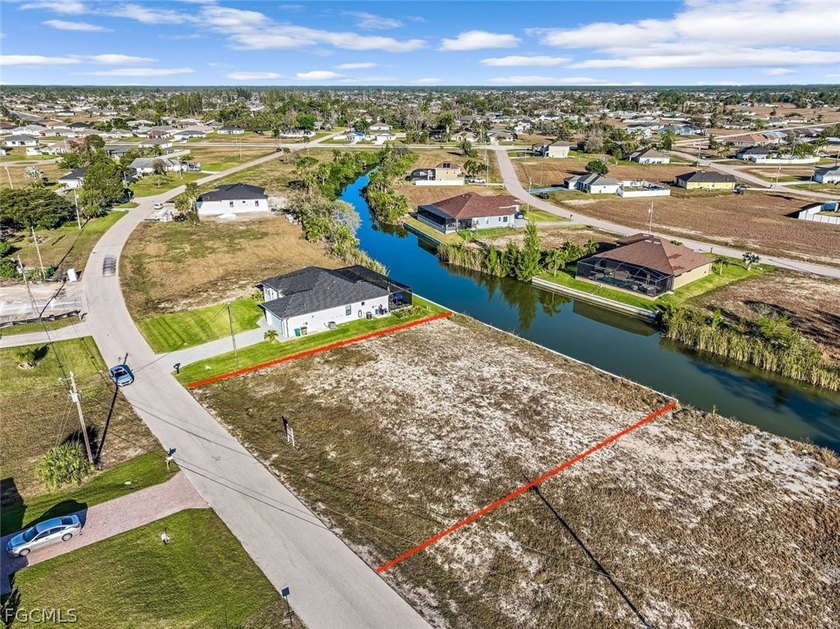 Triple lot *NEW SEAWALL INSTALLED* Rare oversized lot located in - photo 6