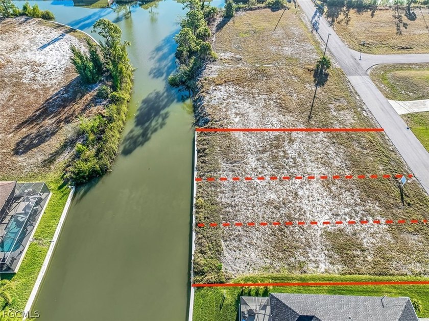 Triple lot *NEW SEAWALL INSTALLED* Rare oversized lot located in - photo 7