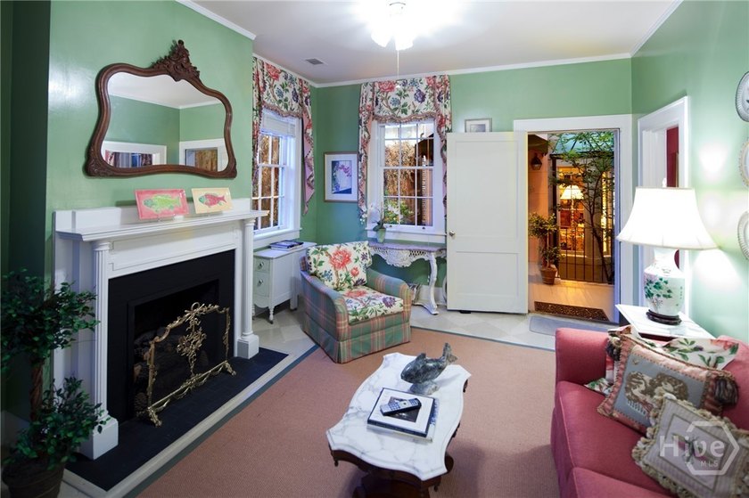 Experience life on Jones Street, considered one of the most - photo 27