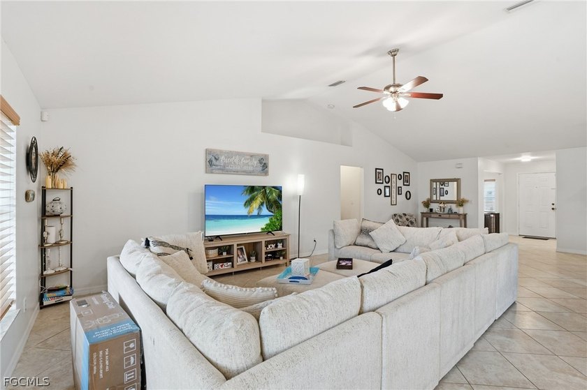 ***Tenant has moved - Home is now EASY to show! Nestled - photo 8