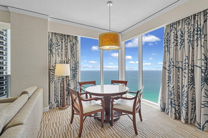 Exceptional opportunity to own a luxury direct oceanfront - photo 11